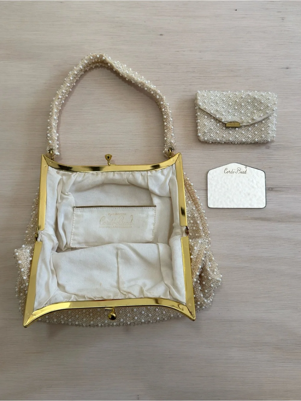 Elegant Cream bead-Embellished Evening Clutch with Gold Frame coin purse &mirror